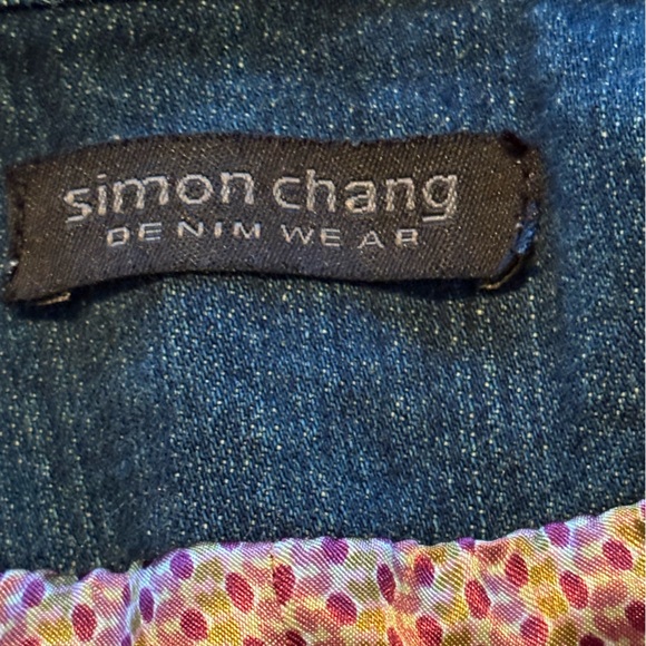 Simon Chang denim wear denim jacket. Ladies size 4 - Picture 5 of 7